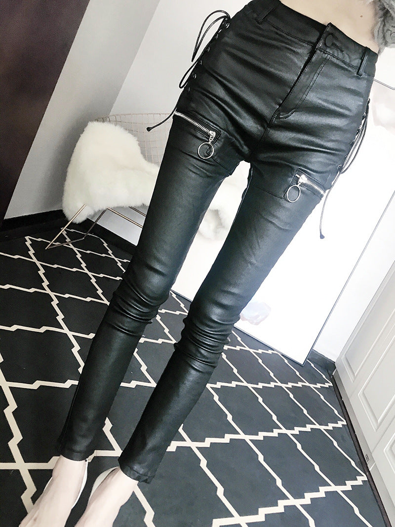 Fashionable Black Skinny Pants for Women (2020 Fall)