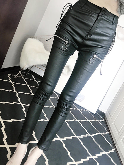 Fashionable Black Skinny Pants for Women (2020 Fall)