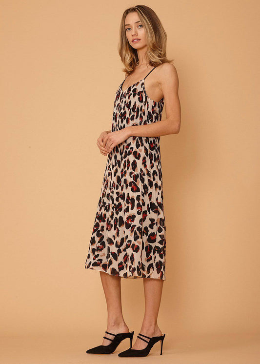 Women's Pleated Cami Dress in Leopard Sketch Print Style