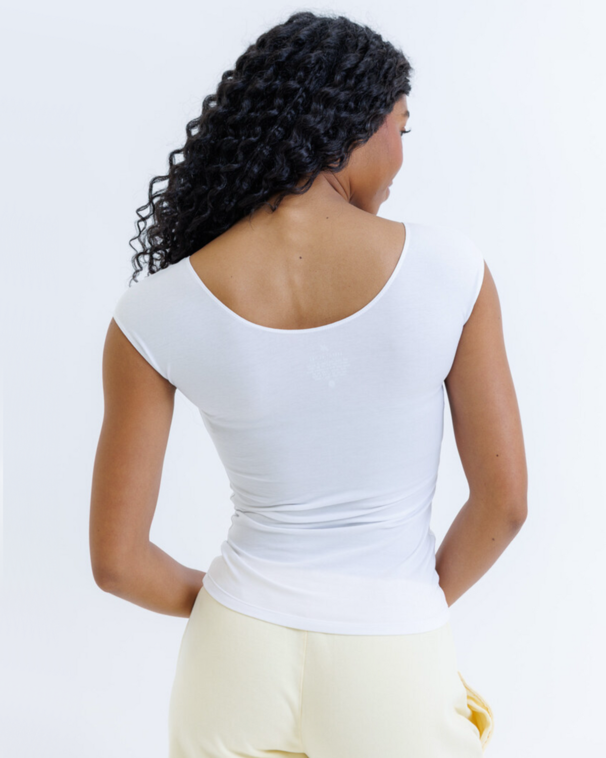 Women Cotton Stretch Fitted Scoop Neck Cap Sleeve T Shirt