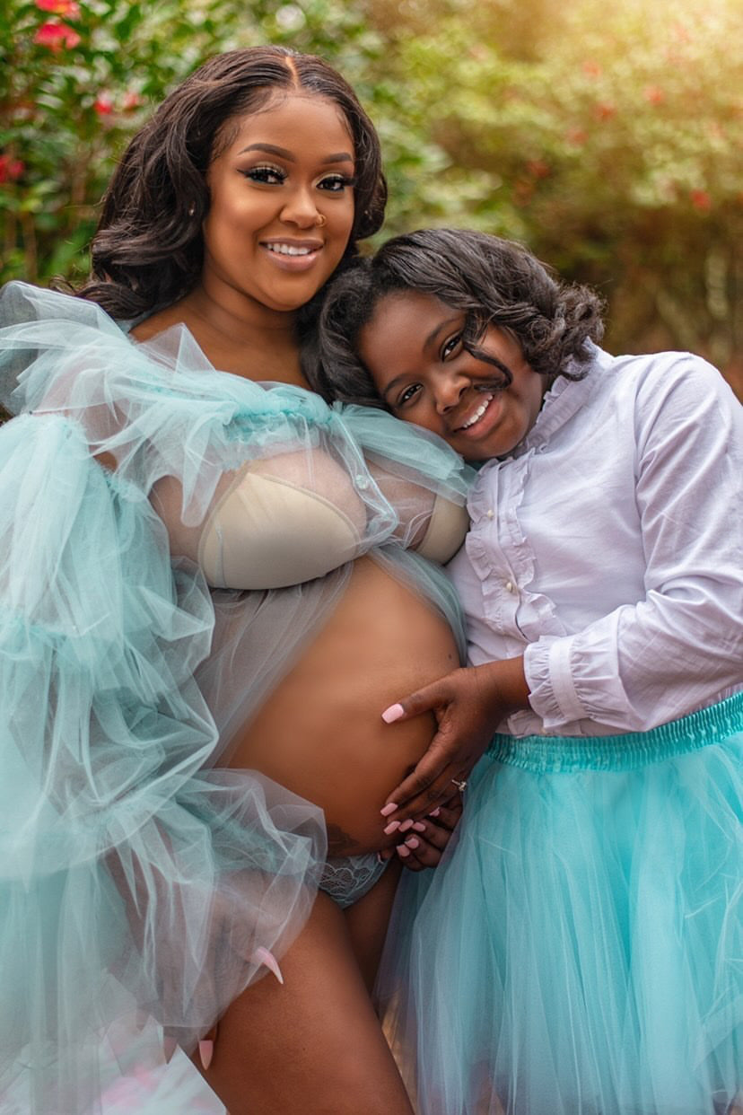 Preona Maternity Maxi Dress for Pregnancy Photoshoot Wear