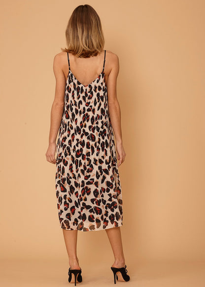 Women's Pleated Cami Dress in Leopard Sketch Print Style